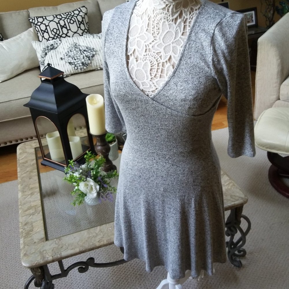 SUPER Soft FITTED DRESS BY Trendyland SZ M